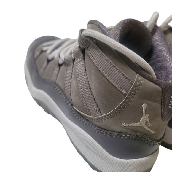 Jordan 11 Cool Gray Boys Size 12C - Picture 10 of 11
